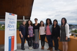 •Cinco estudiantes viajarán al extranjero para perfeccionarse a través del beneficio del Mineduc, el intercambio cultural les permitirá conocer los modos de vida y costumbres de los lugares de destino y ser referentes chilenas en el extranjero.