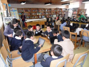 •El objetivo del proyecto es impulsar en el sistema escolar el acceso a las Tecnologías de la Información y Comunicación (TIC), convirtiendo el uso de internet en un canal de apoyo a los procesos educativos.