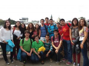 •Hasta el 20 de noviembre los estudiantes nuevos y antiguos podrán postular a los beneficios del Ministerio de Educación.